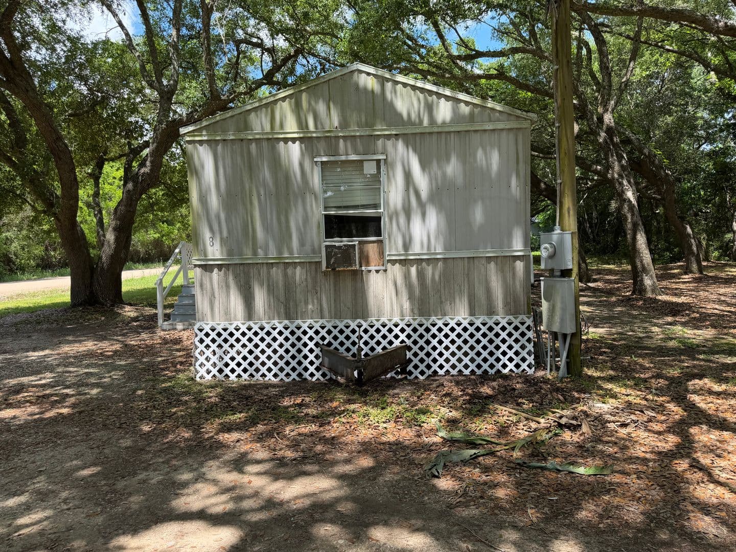 Irvington House: 12321 Lloyd Rd Lot 8