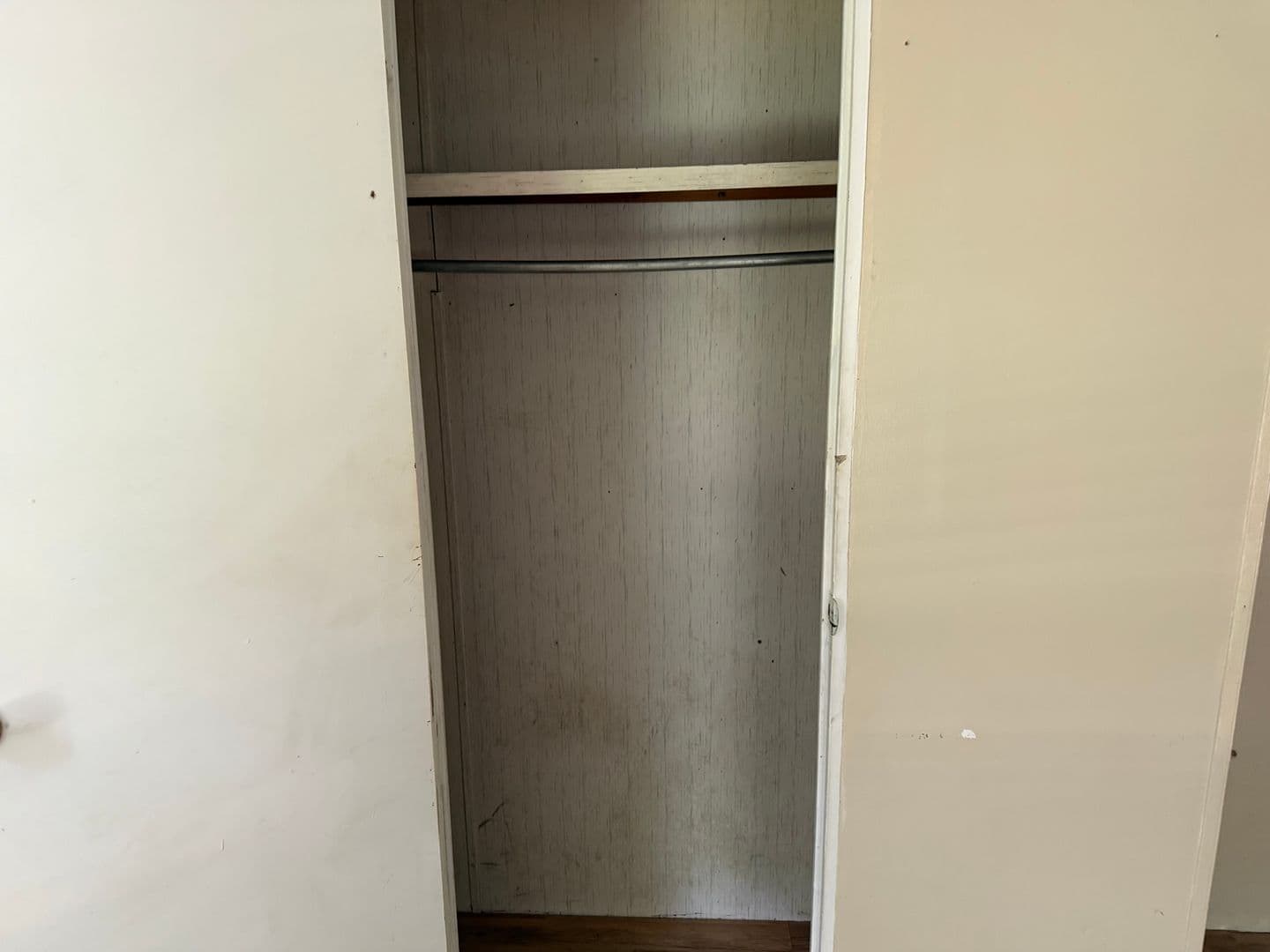 Irvington House: 12321 Lloyd Rd Lot 8