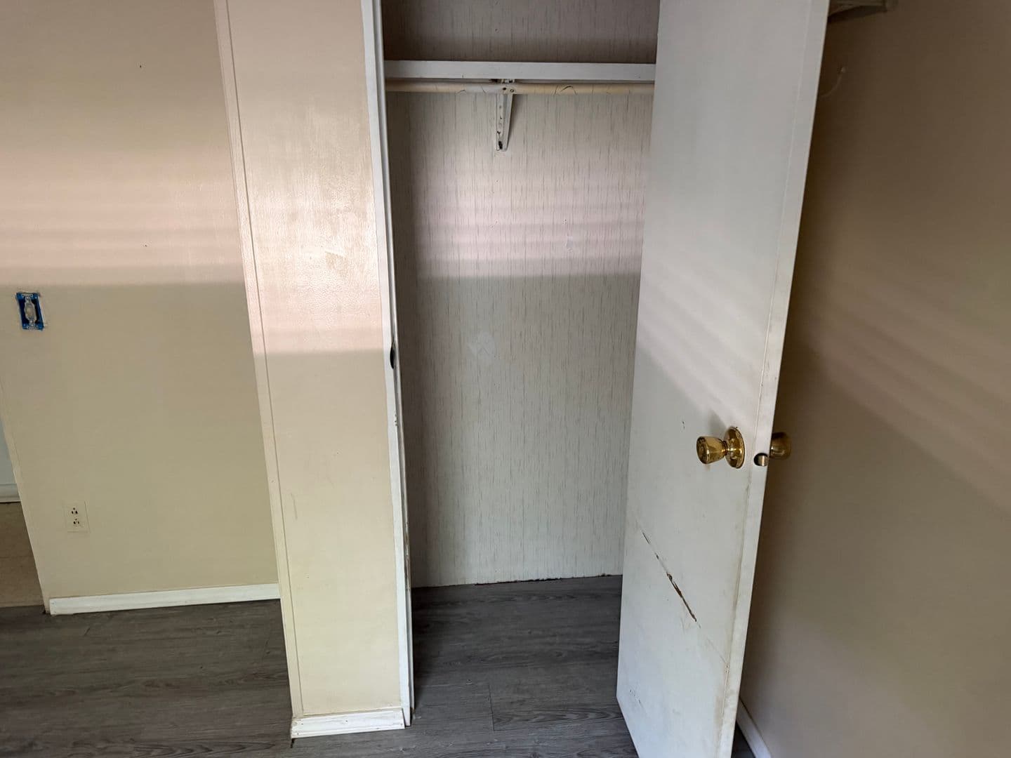 Irvington House: 12321 Lloyd Rd Lot 8