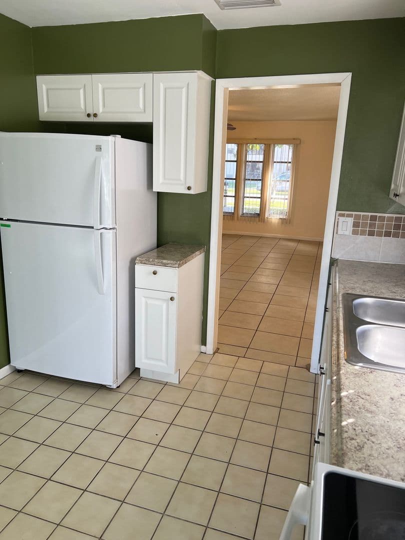 Port Charlotte Condo: 21306 Stillwater Ave