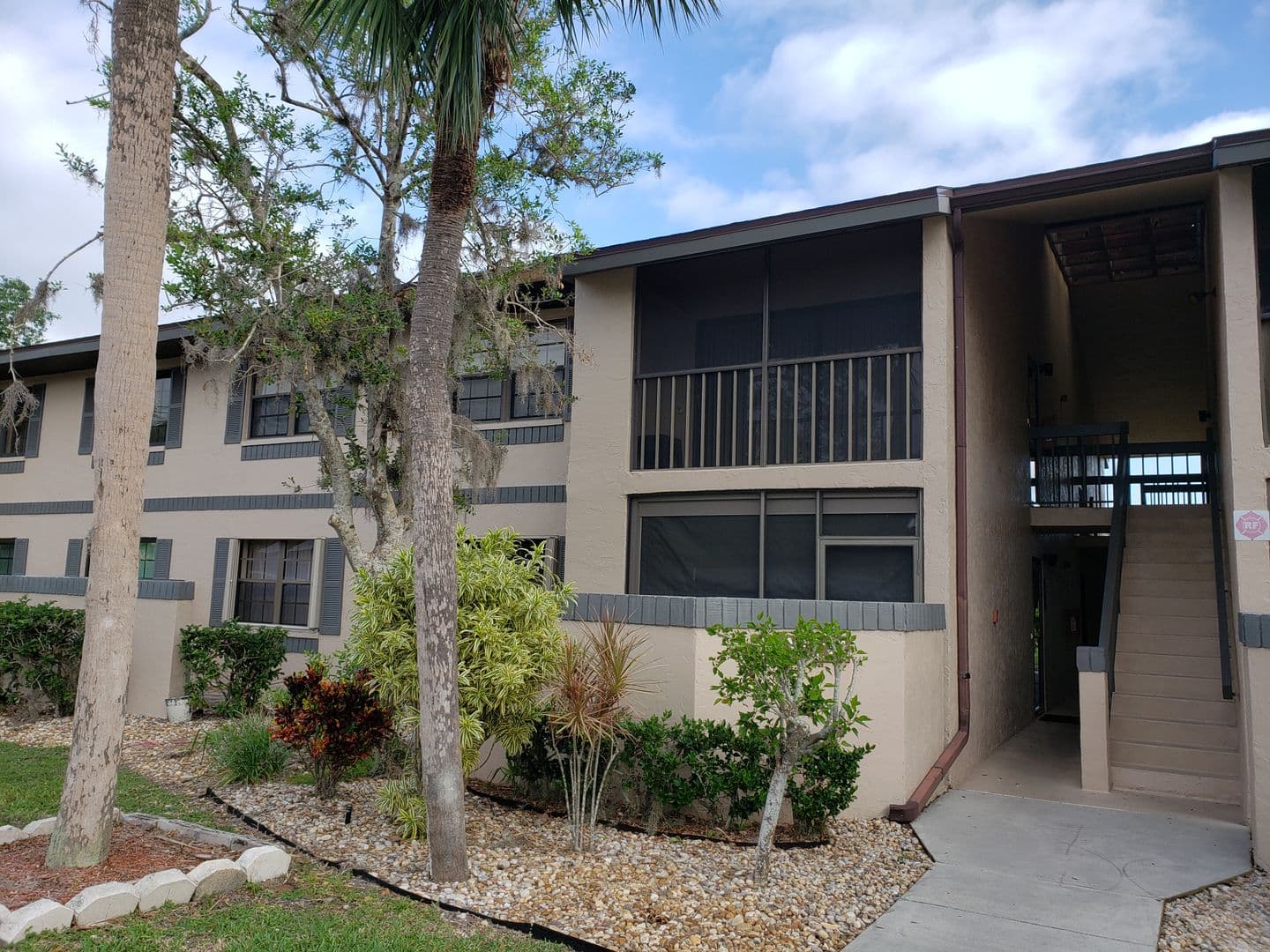 Port Charlotte Condo: 19505 Quesada Ave #OO103