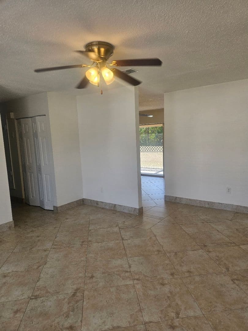 Port Charlotte House: 1225 Armsdale Avenue