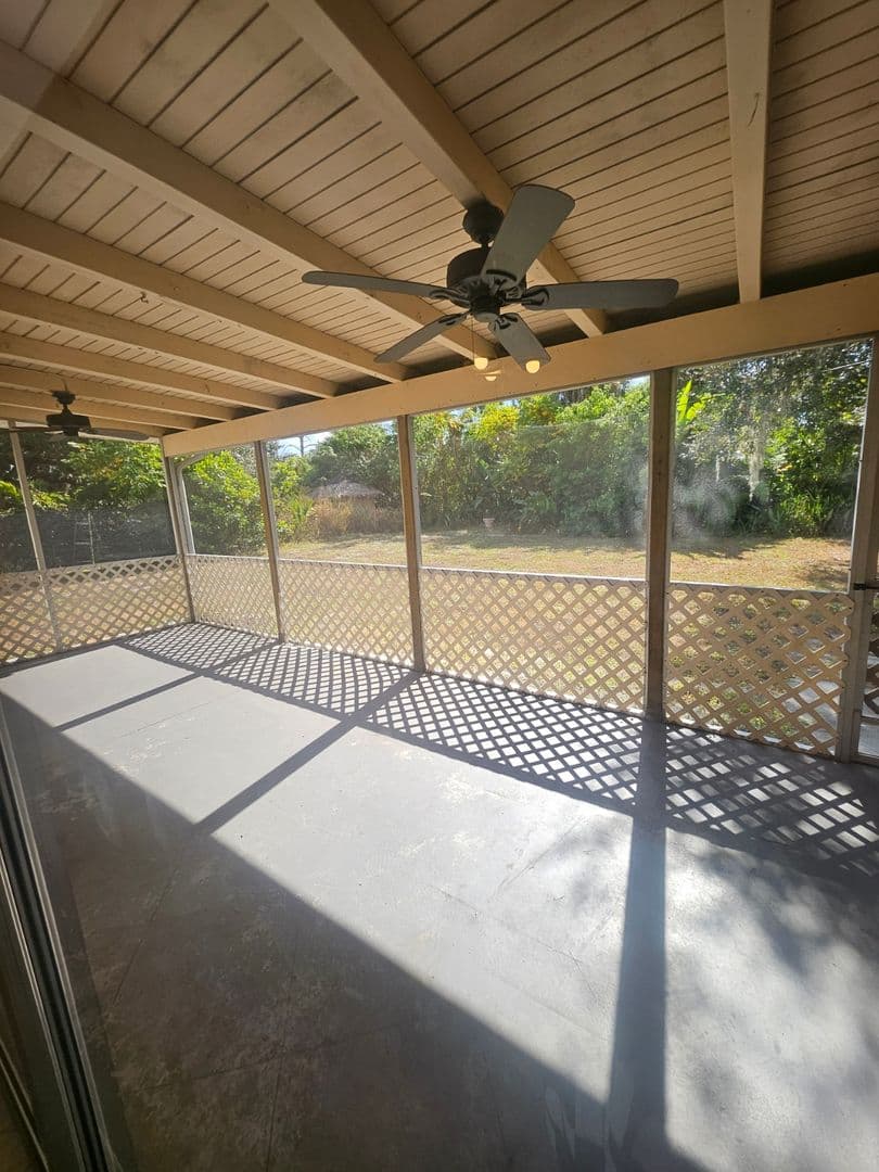 Port Charlotte House: 1225 Armsdale Avenue