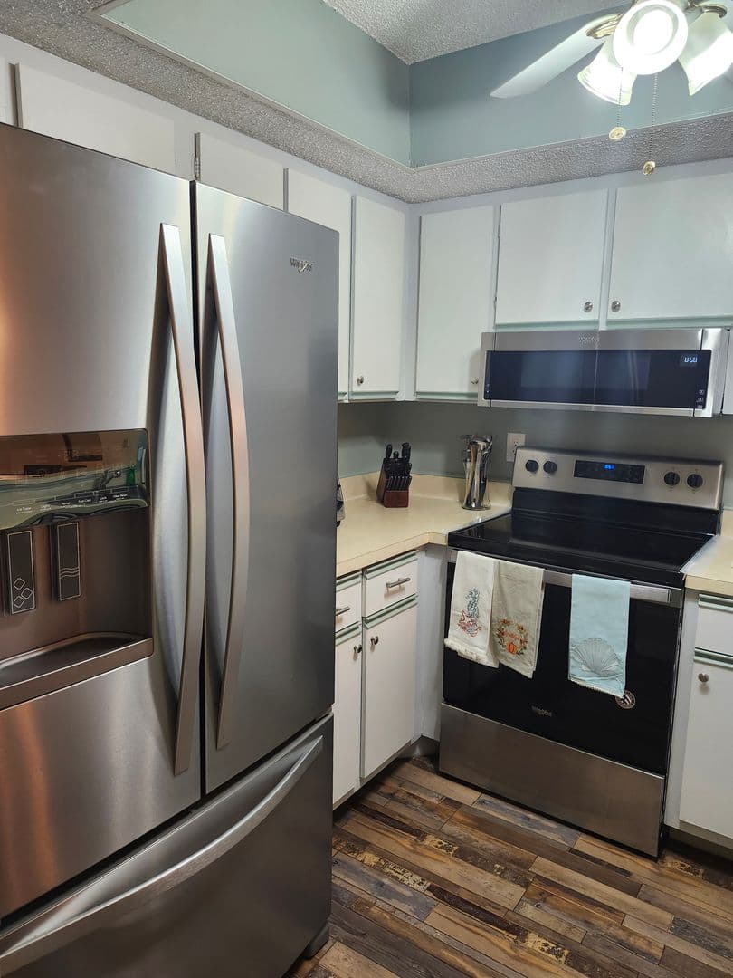 Port Charlotte Condo: 19505 Quesada Ave #OO103