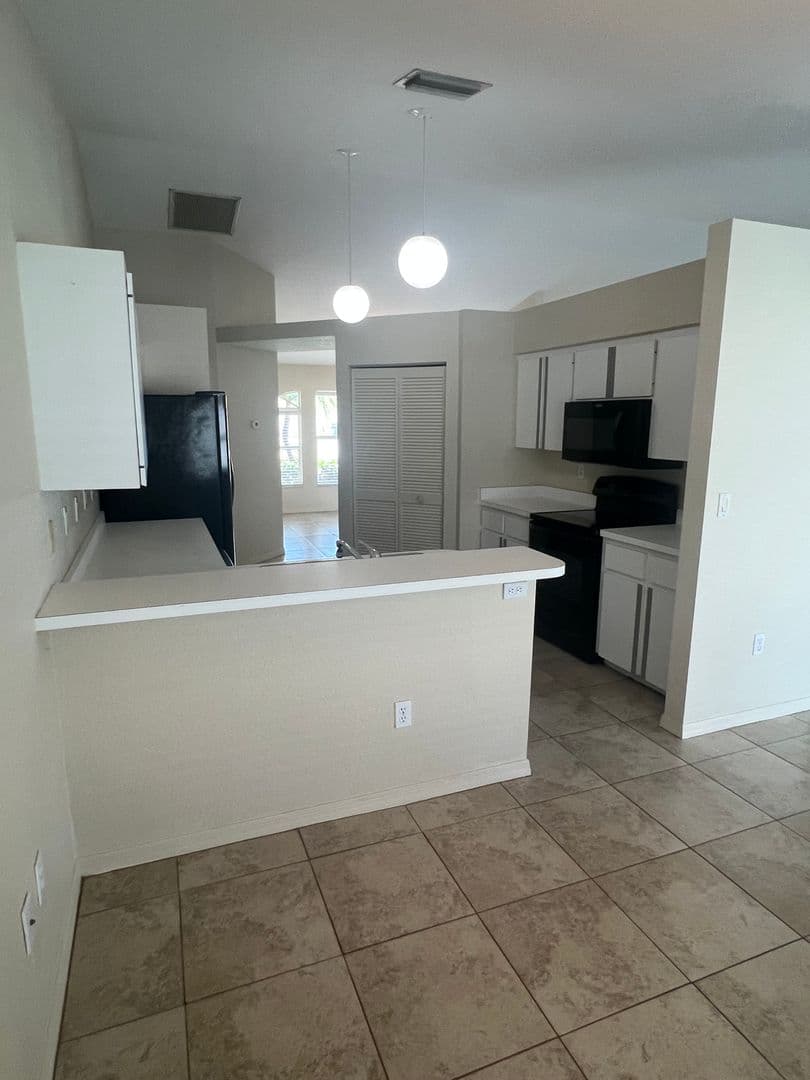 Port Charlotte House: 33 Orlando Blvd