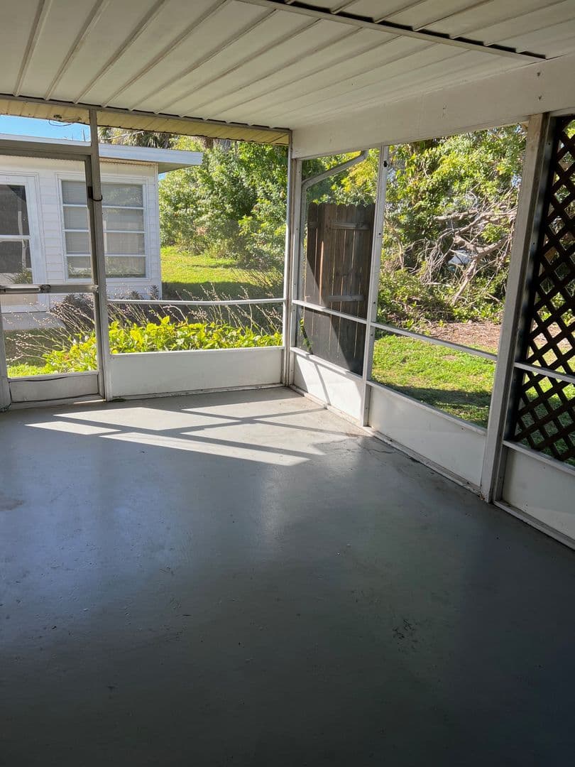 Port Charlotte Condo: 21306 Stillwater Ave