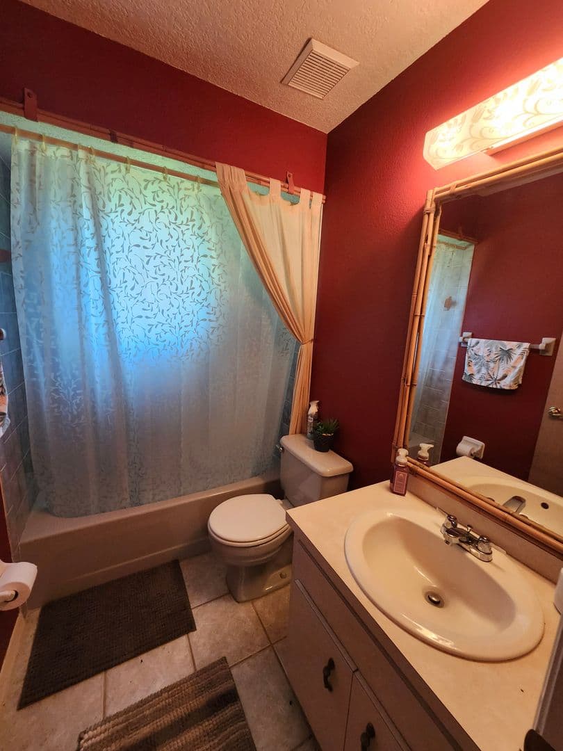Port Charlotte House: 1024 Arden Terr