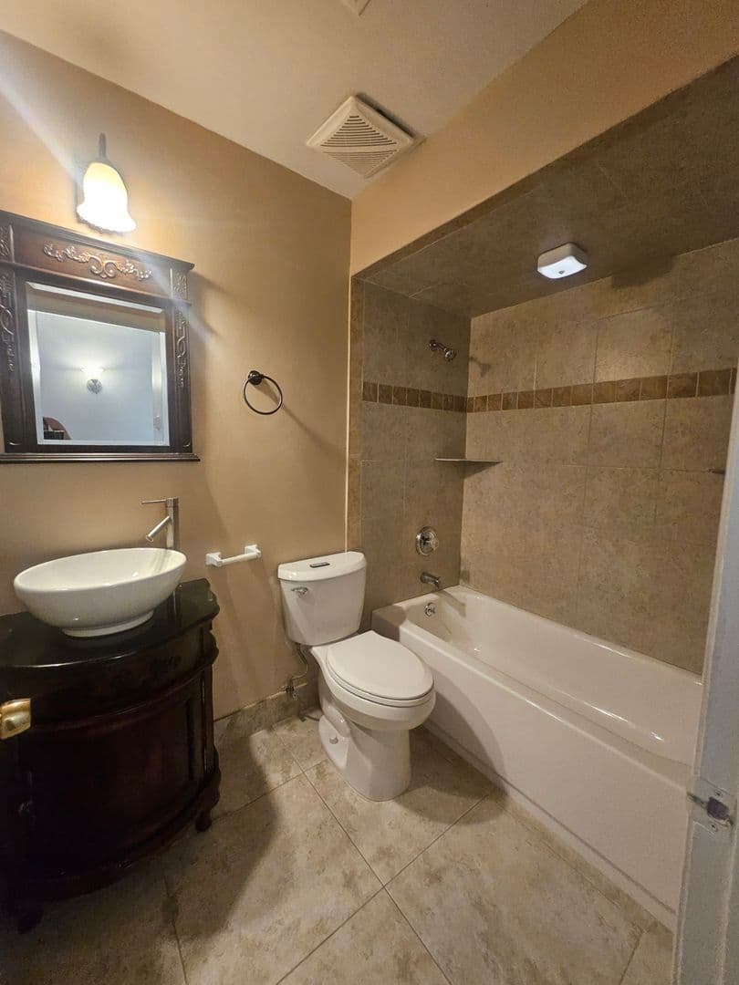 Port Charlotte House: 1225 Armsdale Avenue