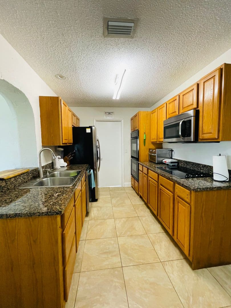 Port Charlotte House: 18310 Burkholder Circle