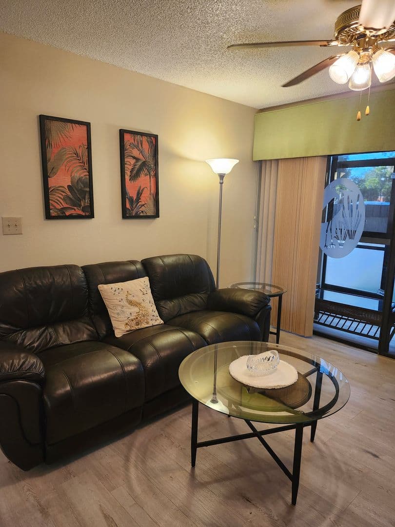 Port Charlotte Condo: 19505 Quesada Ave #OO103