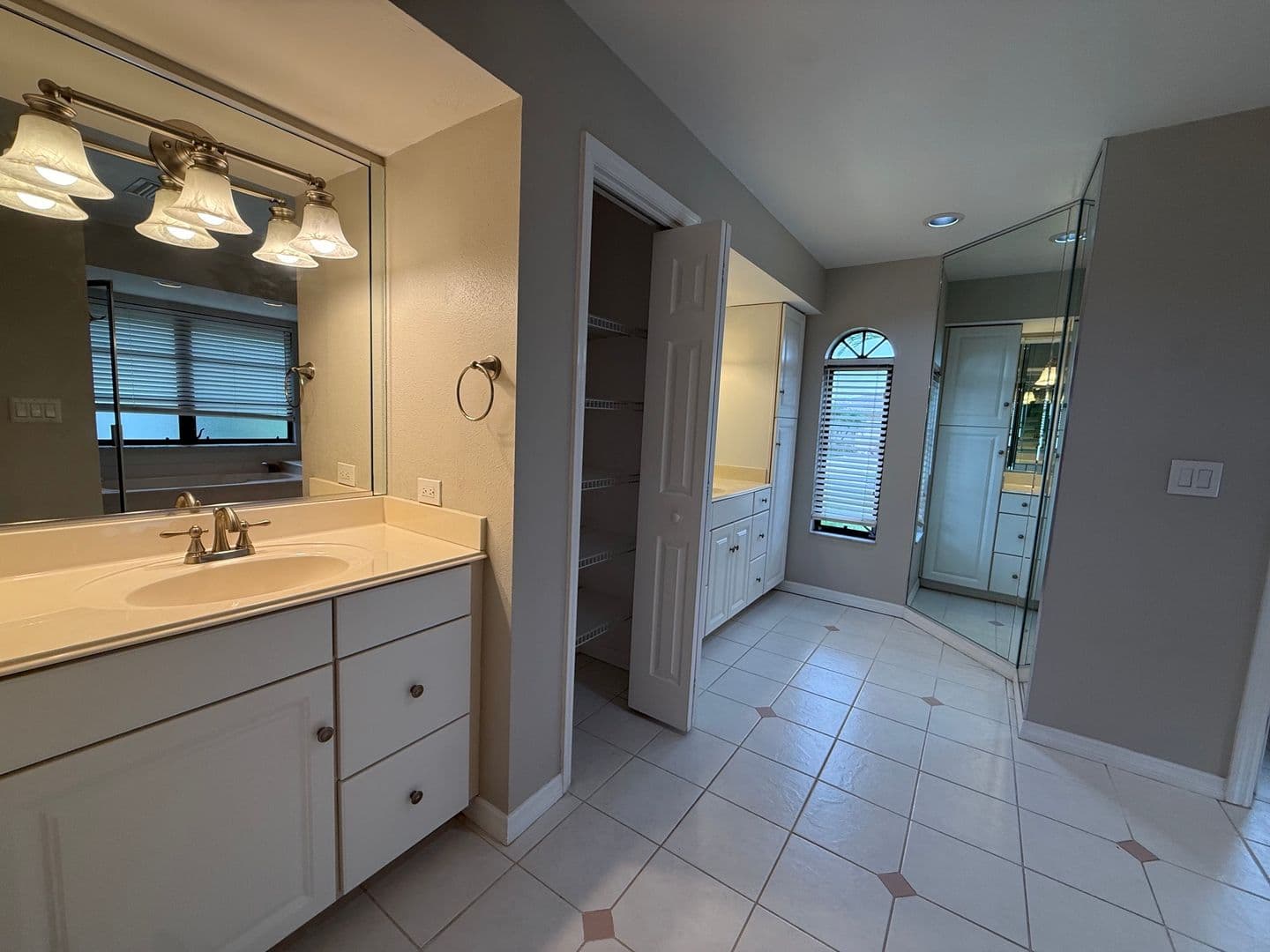 Punta Gorda House: 523 Toulouse Dr