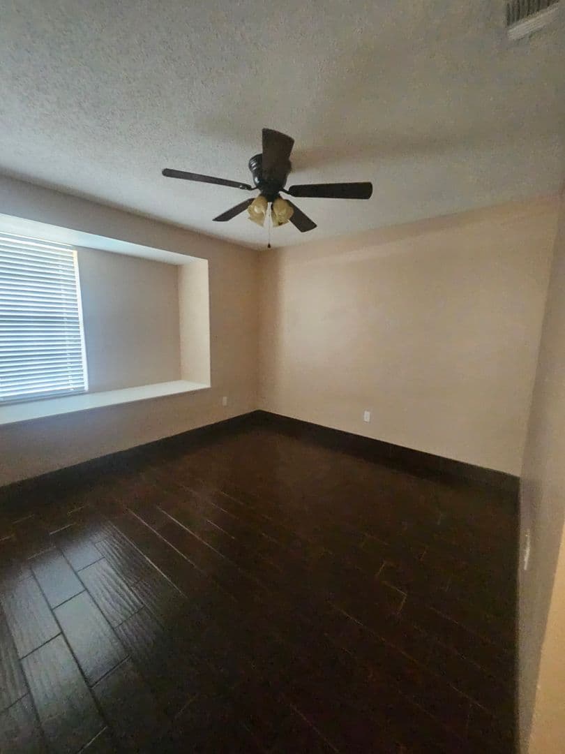 Port Charlotte House: 1225 Armsdale Avenue