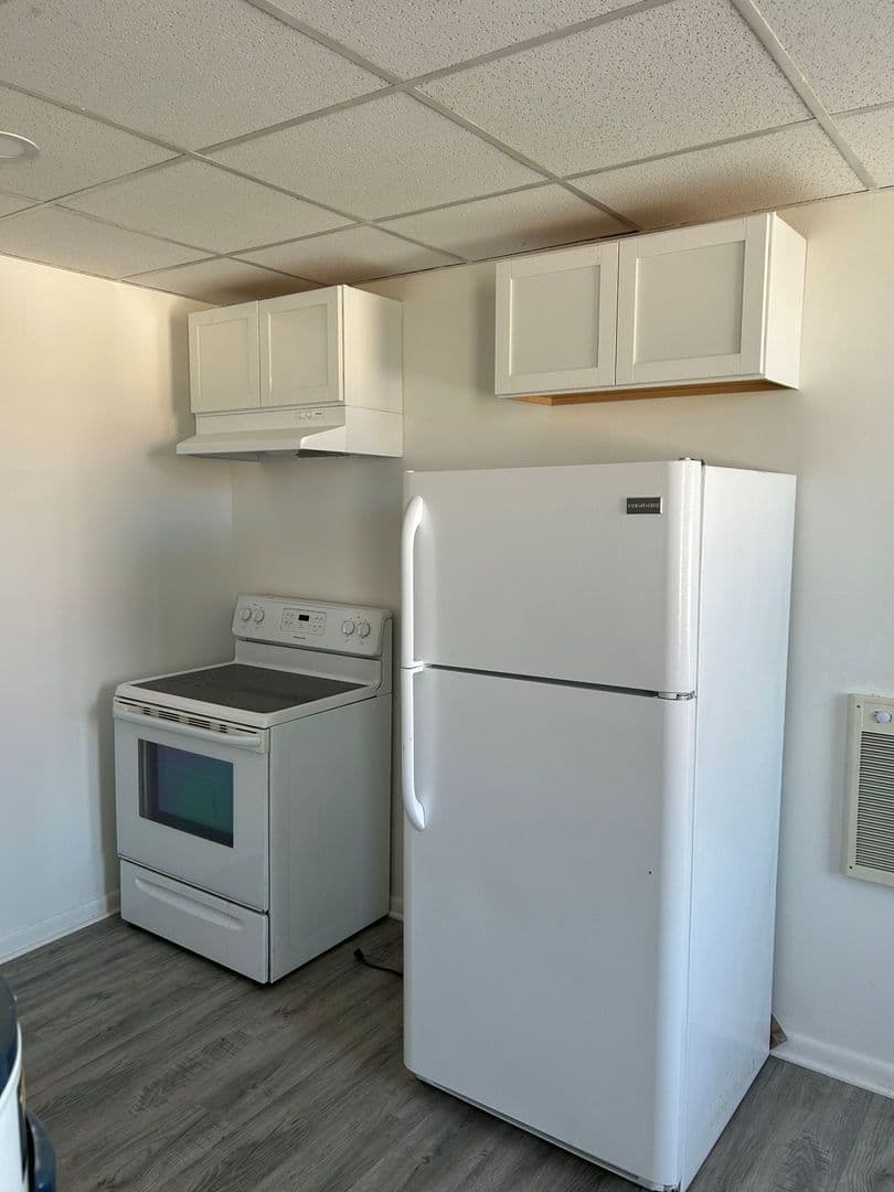 Connersville Apartment: 430 N Central Ave