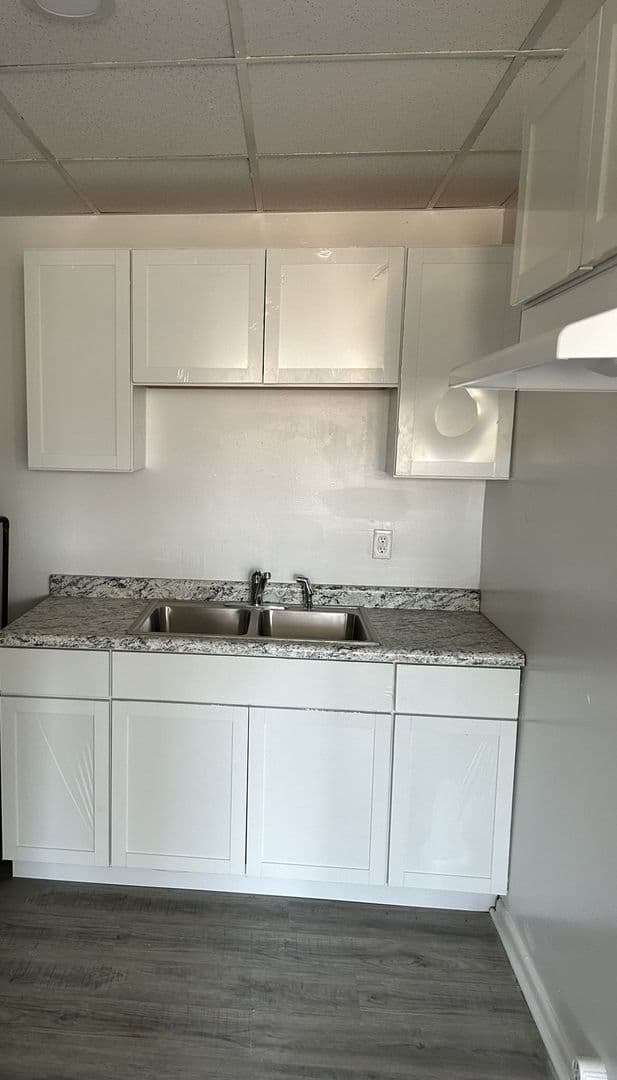 Connersville Apartment: 430 N Central Ave
