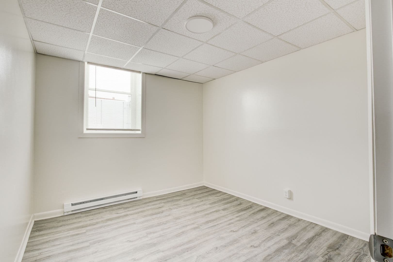 Connersville Apartment: 430 N Central Ave