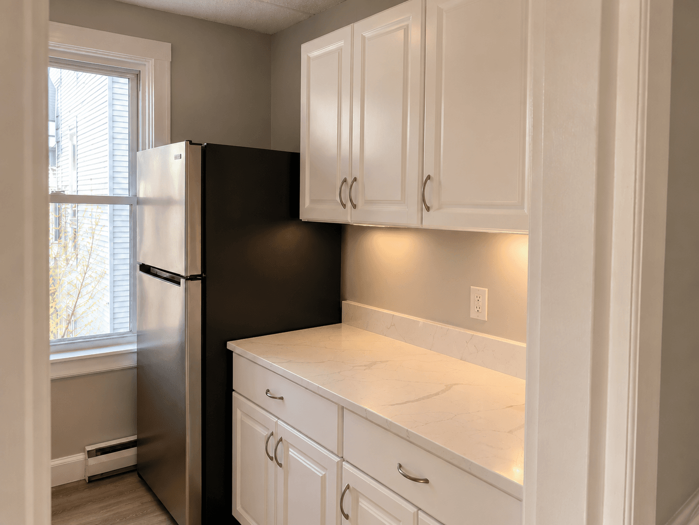 Fall River Apartment: 775 Plymouth Ave