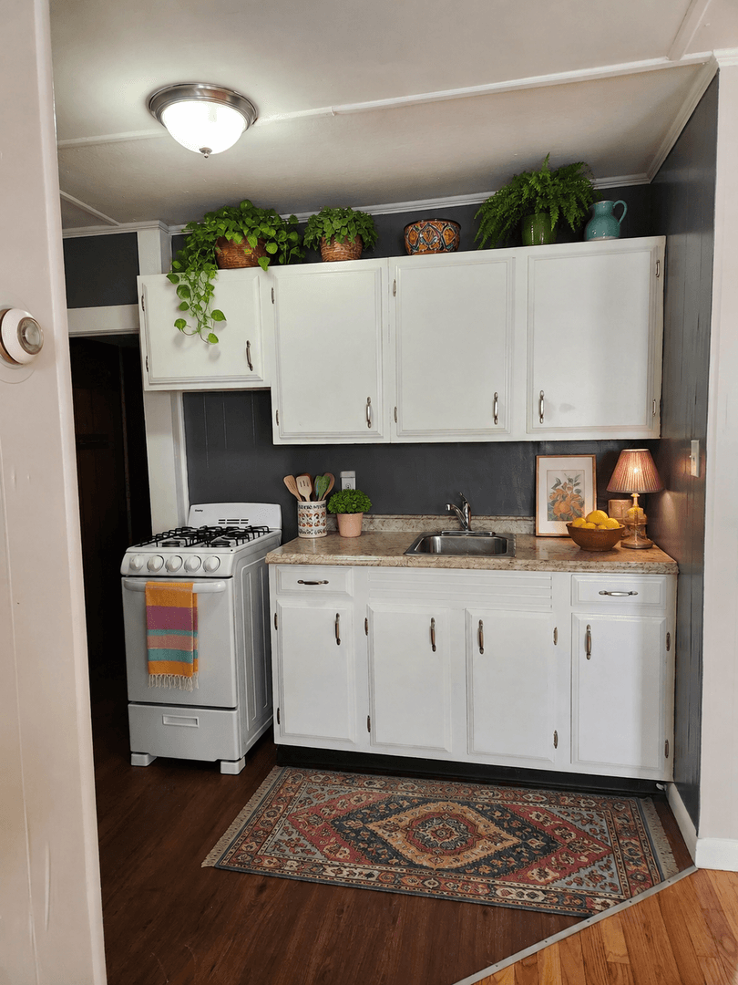 Fall River Apartment: 107 Winter Street