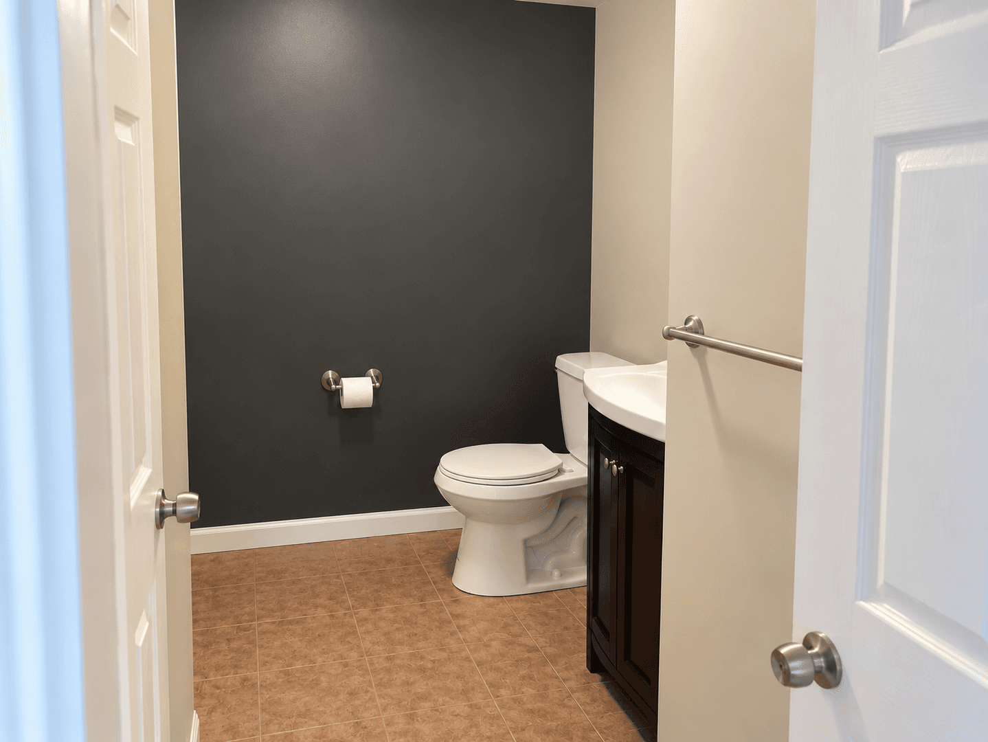 Fall River Apartment: 45 Pickering St