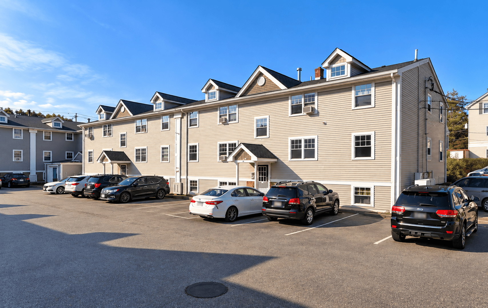 Fall River Apartment: 45 Pickering St