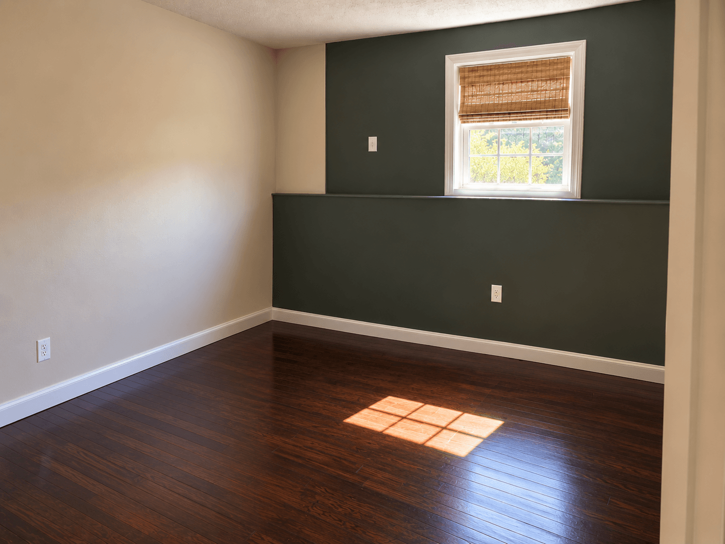 Fall River Apartment: 1710 North Main St