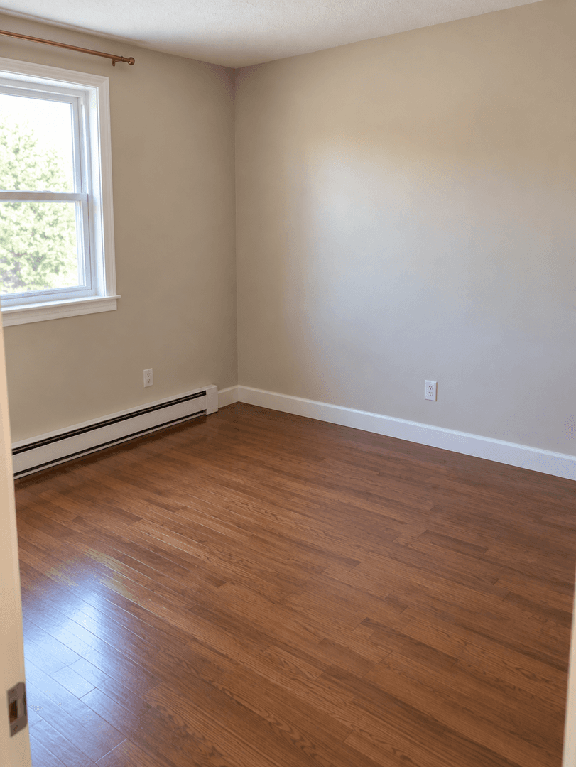 Fall River Apartment: 45 Pickering St