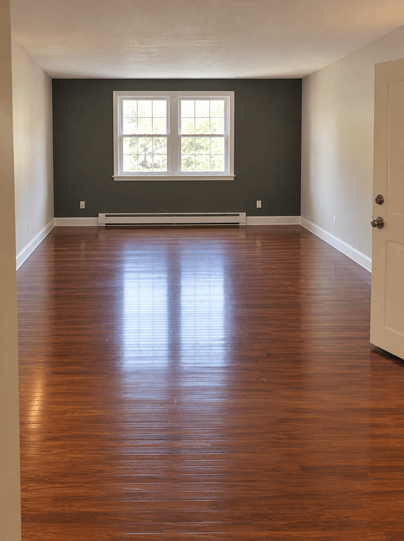 Fall River Apartment: 45 Pickering St
