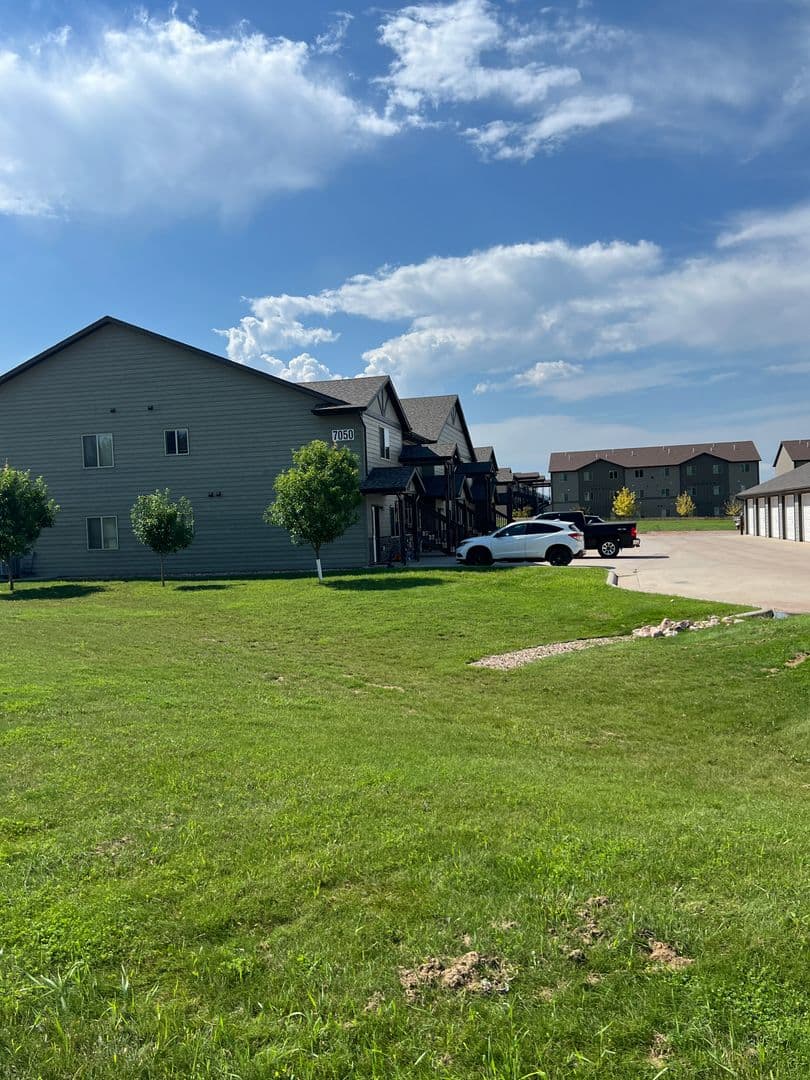 Summerset Apartment: 7050 Freedom Ln