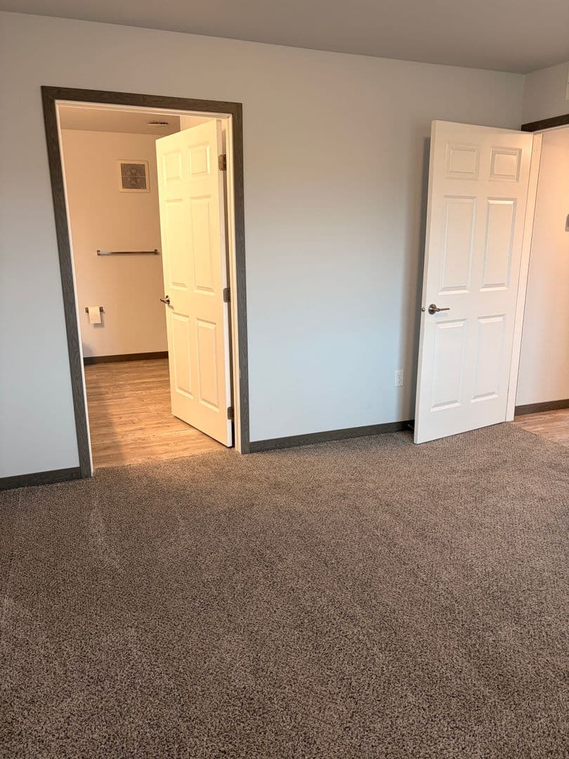 Rapid City Apartment: 1014 Valley Dr