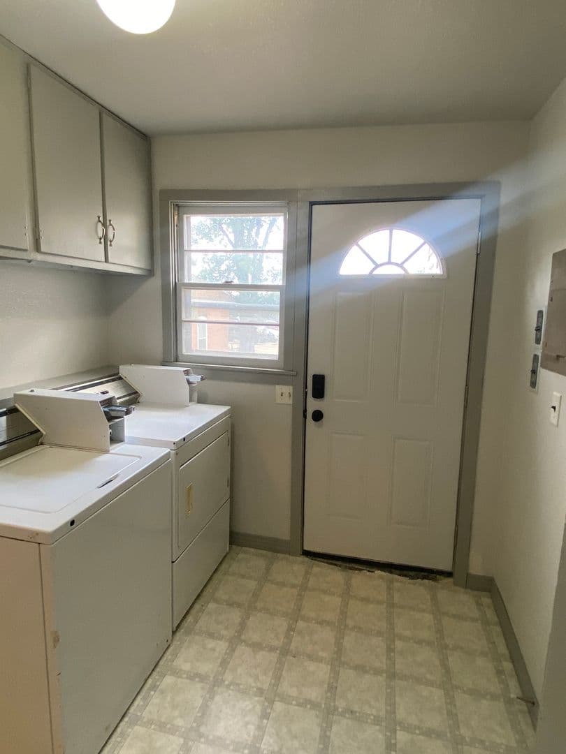 Rapid City Apartment: 410 Quincy St
