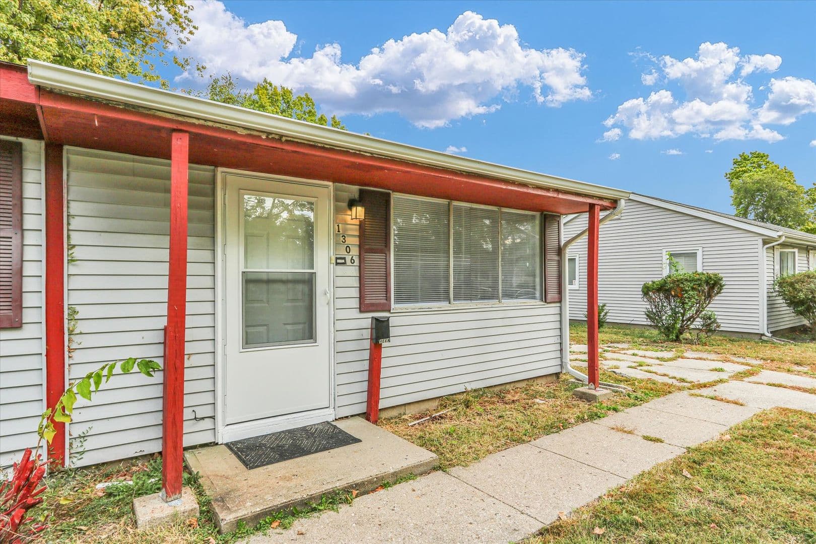 Urbana House: 1306 Ellis Dr