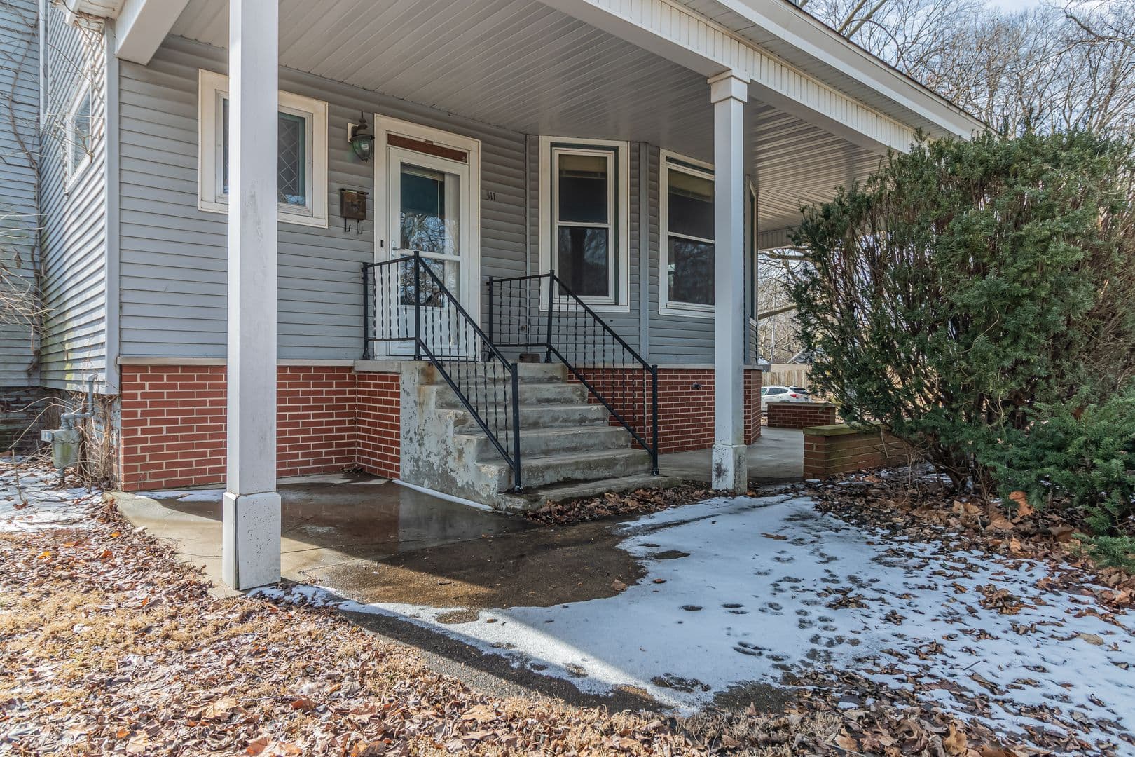 Champaign House: 311 W. Green St.