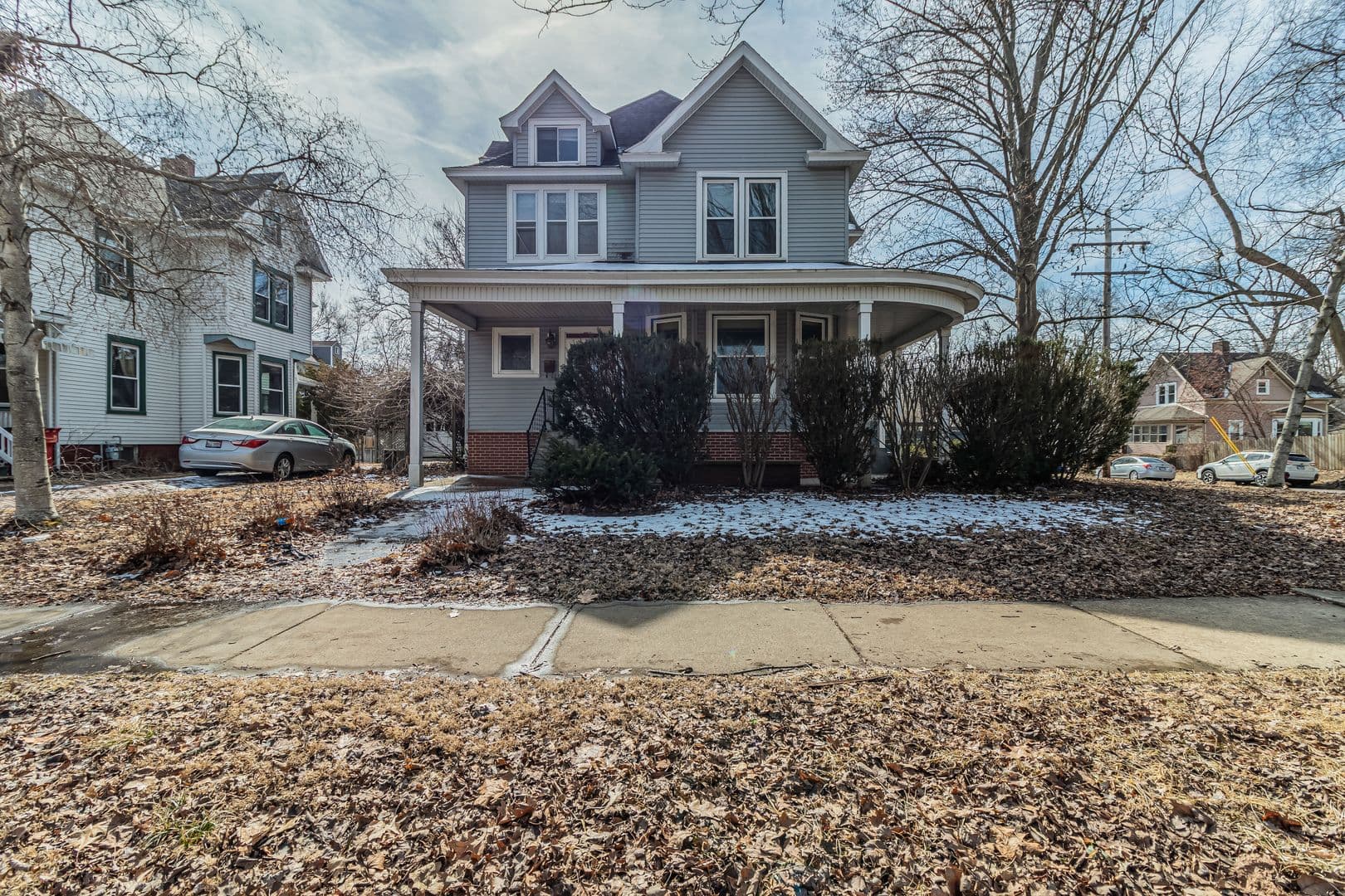 Champaign House: 311 W. Green St.
