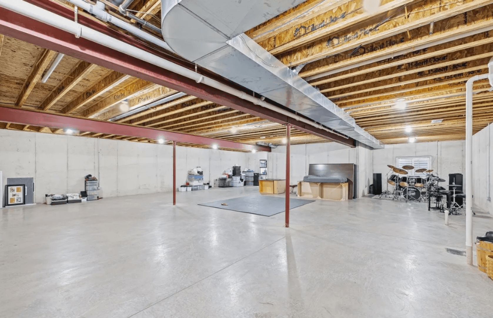 Champaign House: 1632 Cobblefield Rd