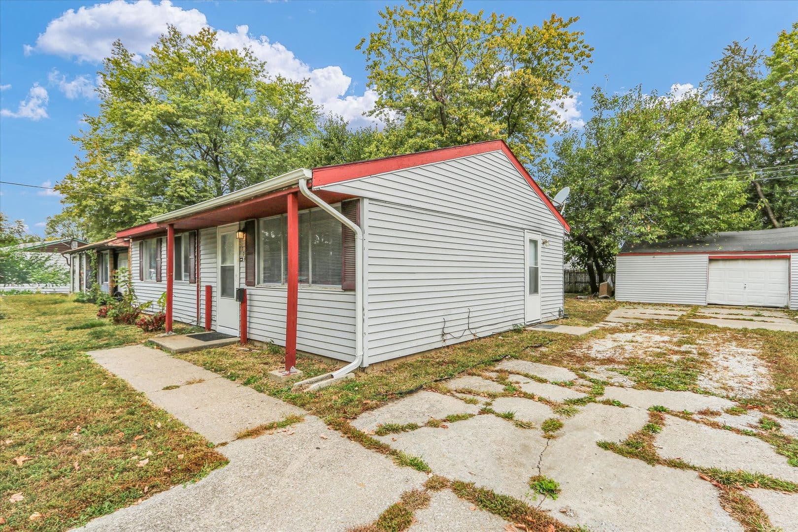 Urbana House: 1306 Ellis Dr