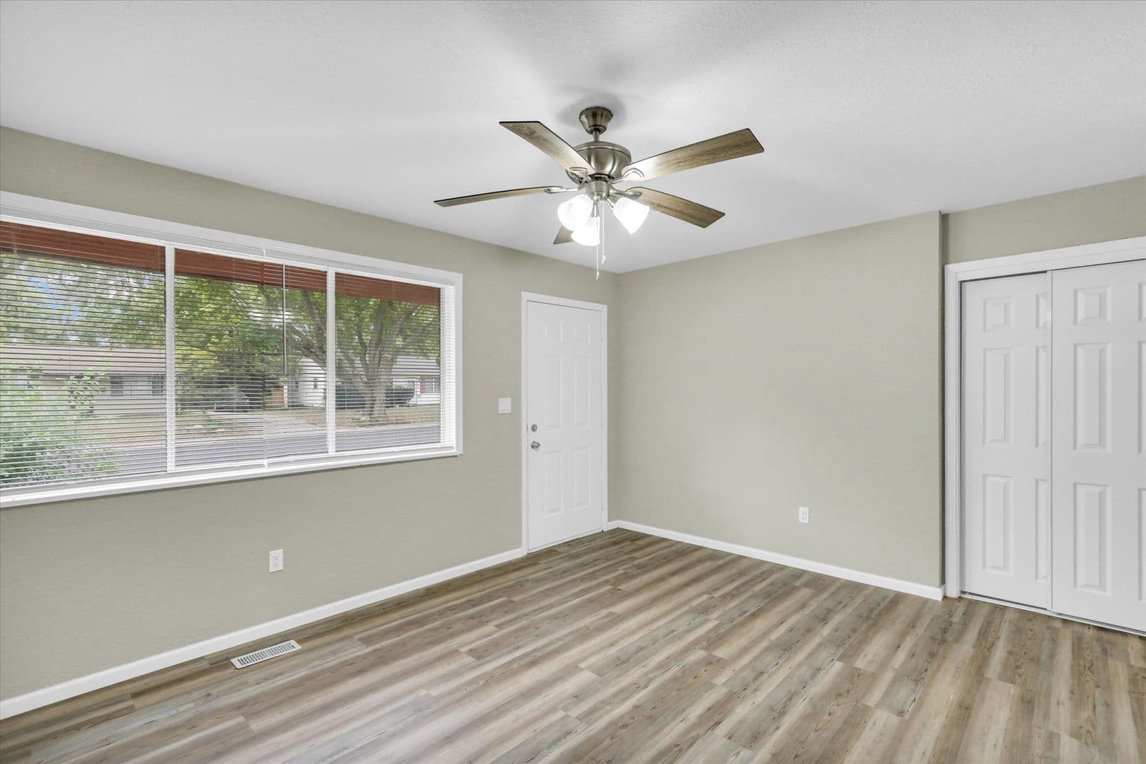 Urbana House: 1306 Ellis Dr