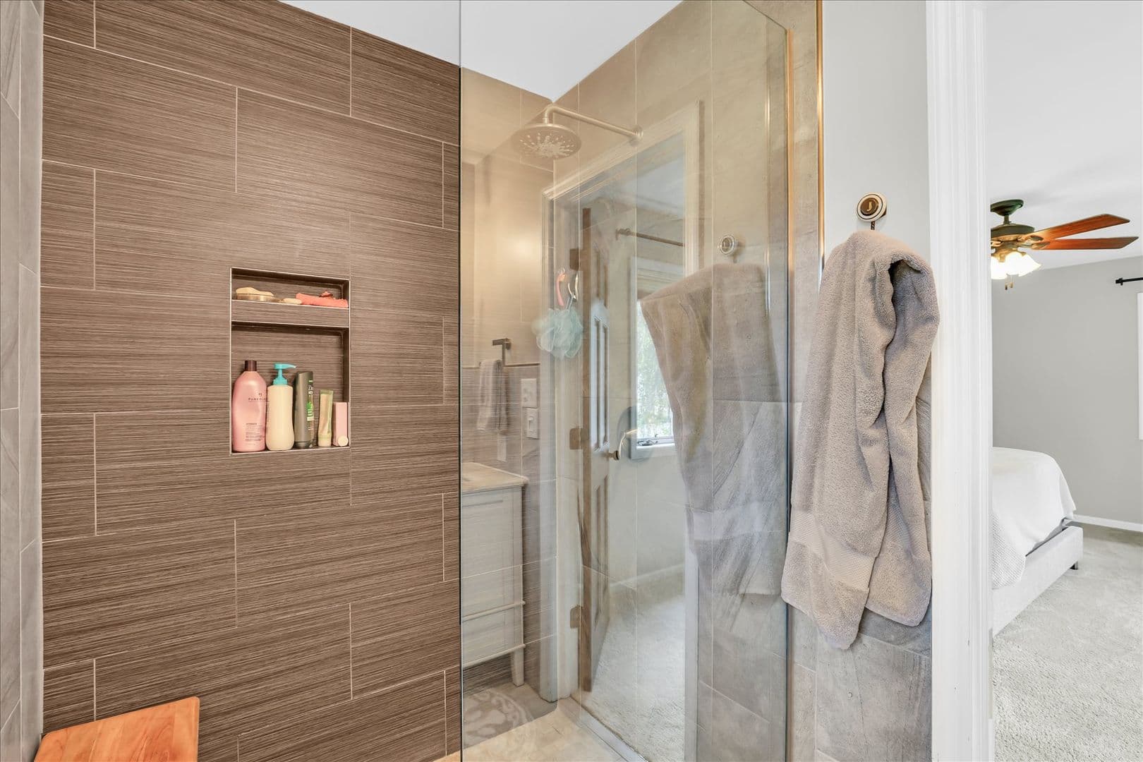 Champaign House: 2604 Cherry Creek Rd