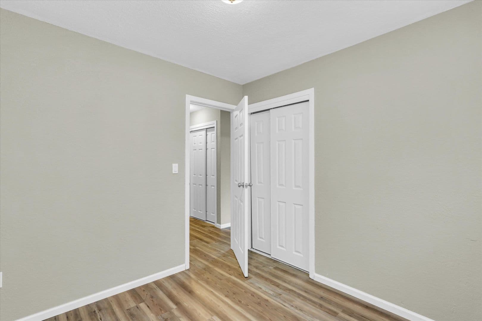 Urbana House: 1306 Ellis Dr
