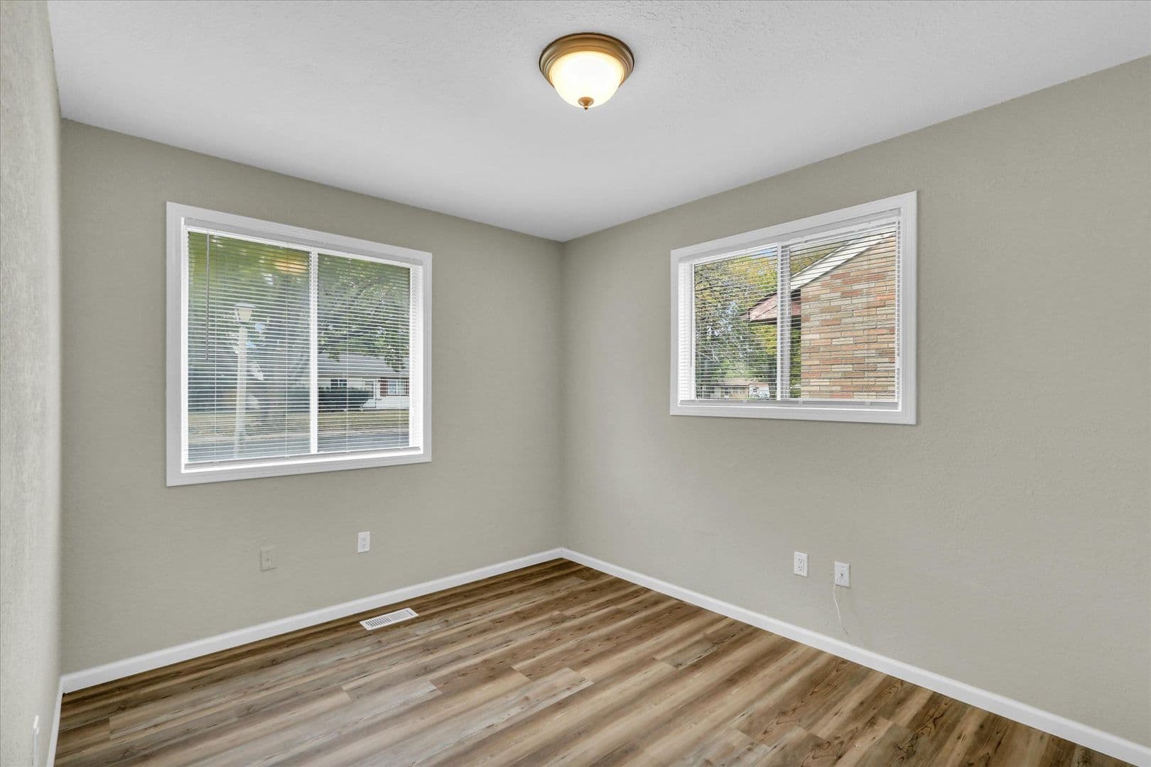Urbana House: 1306 Ellis Dr