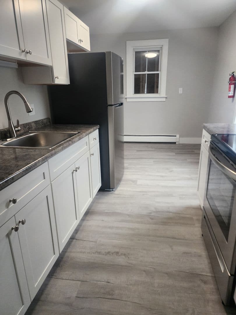Winooski Apartment: 52 Hickok Street