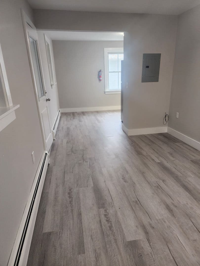 Winooski Apartment: 52 Hickok Street