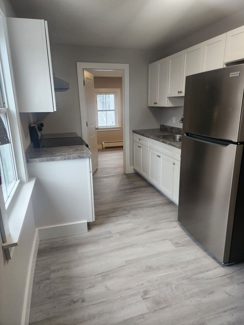 Winooski Apartment: 52 Hickok Street