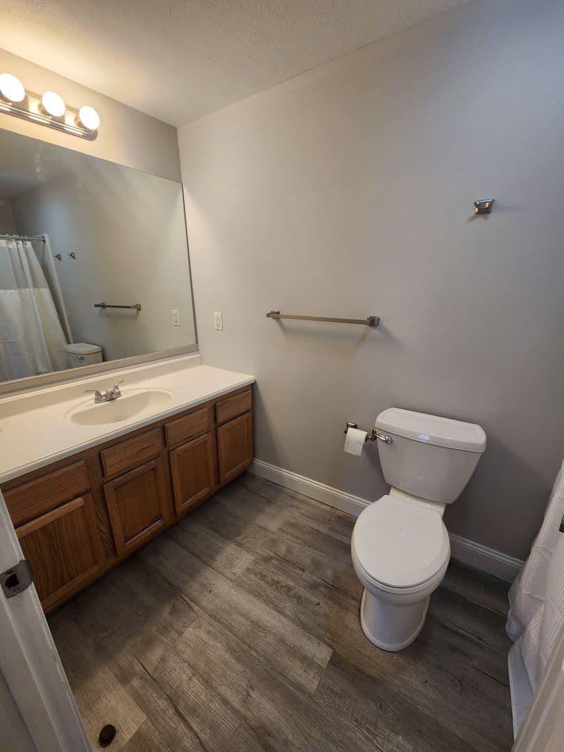 Winooski Apartment: 62 West Allen Street