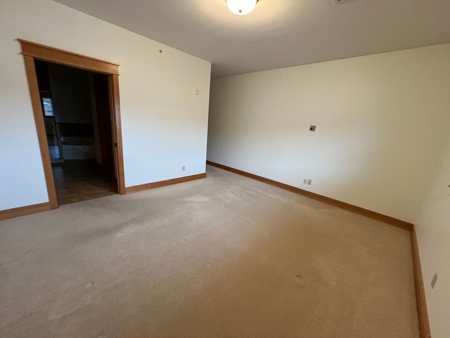 Coeur d'Alene Condo: 2151 N Main St #221