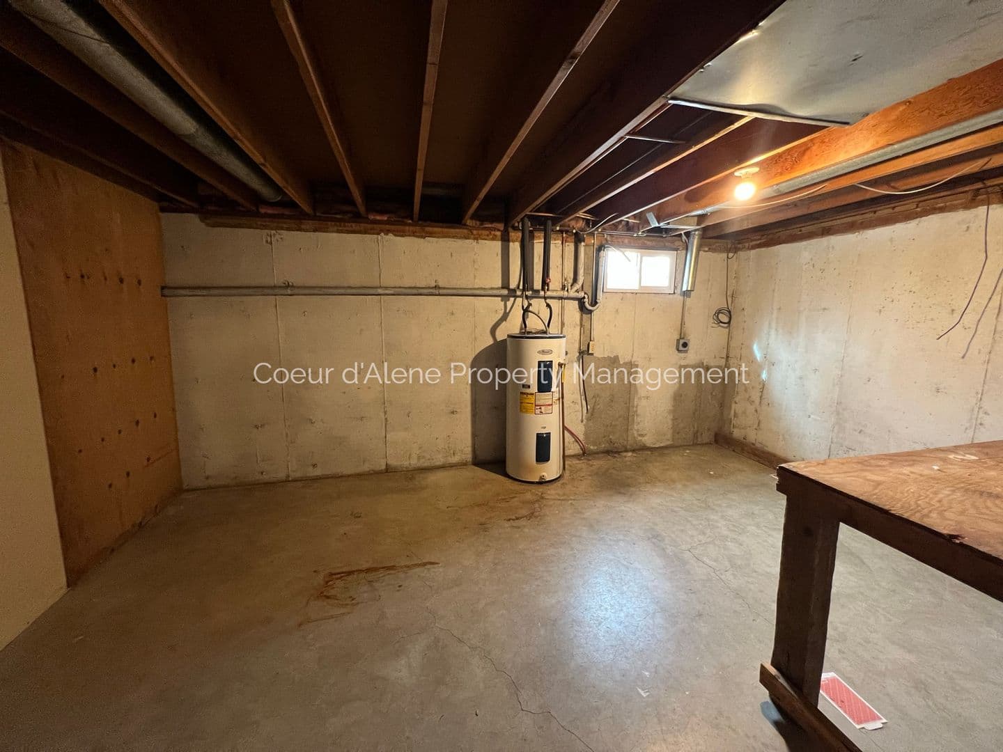 Hayden House: 10953 Skylark Lane