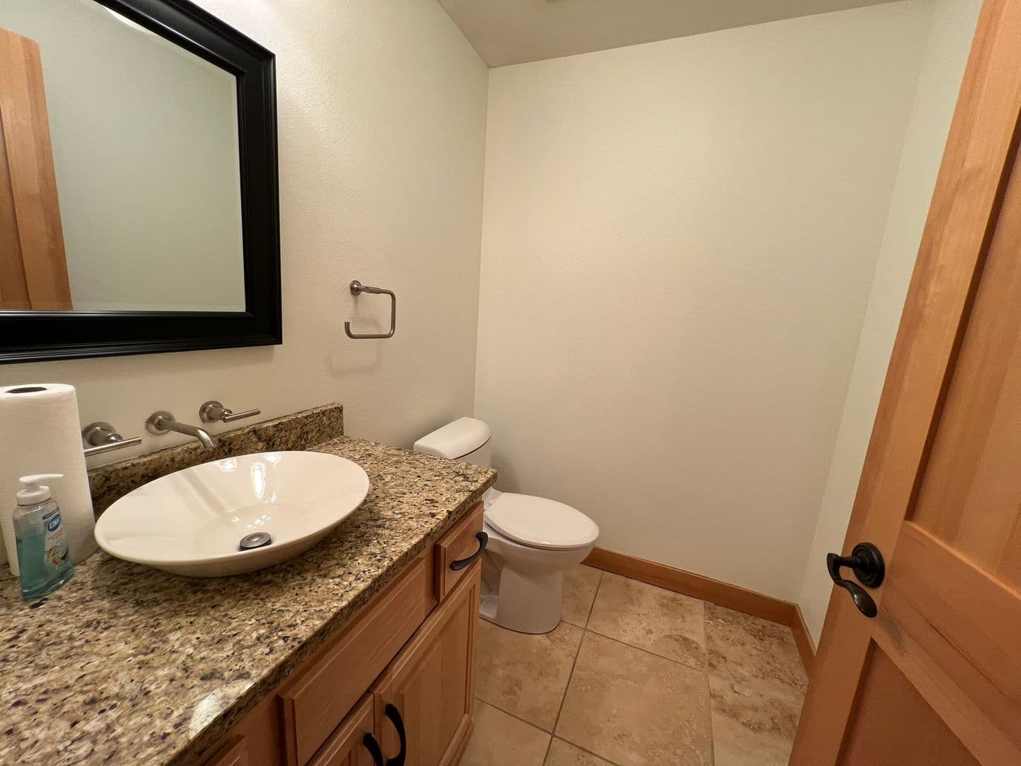Coeur d'Alene Condo: 2151 N Main St #221
