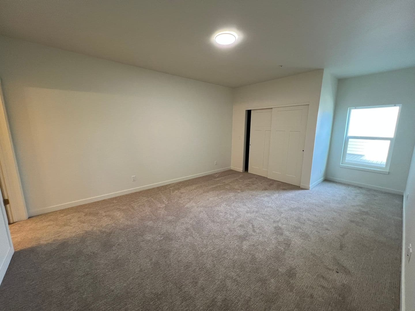 Coeur d Alene Apartment: 295 E Appleway Ave