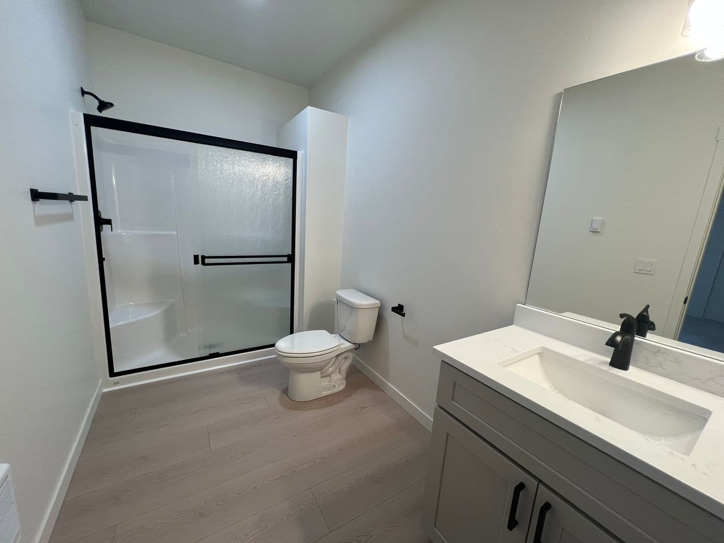 Coeur d Alene Apartment: 295 E Appleway Ave