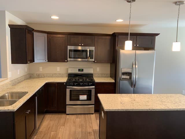 Bellefonte Apartment: 253-263 Jonathan Lane