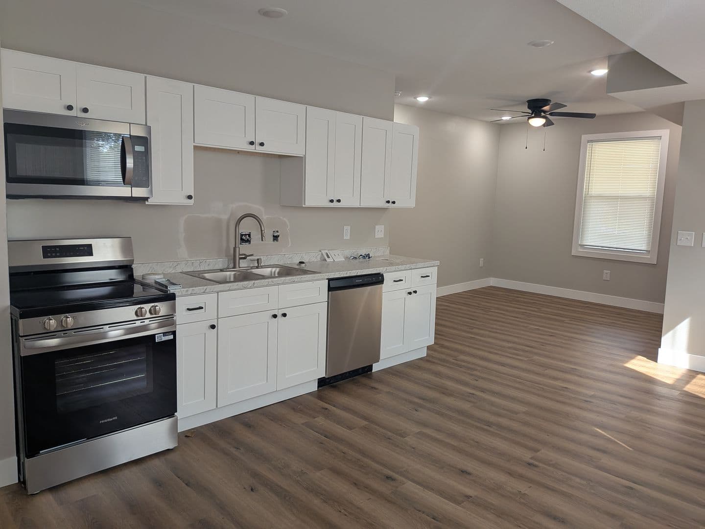 Jefferson City Apartment: 1014 Capitol Ct