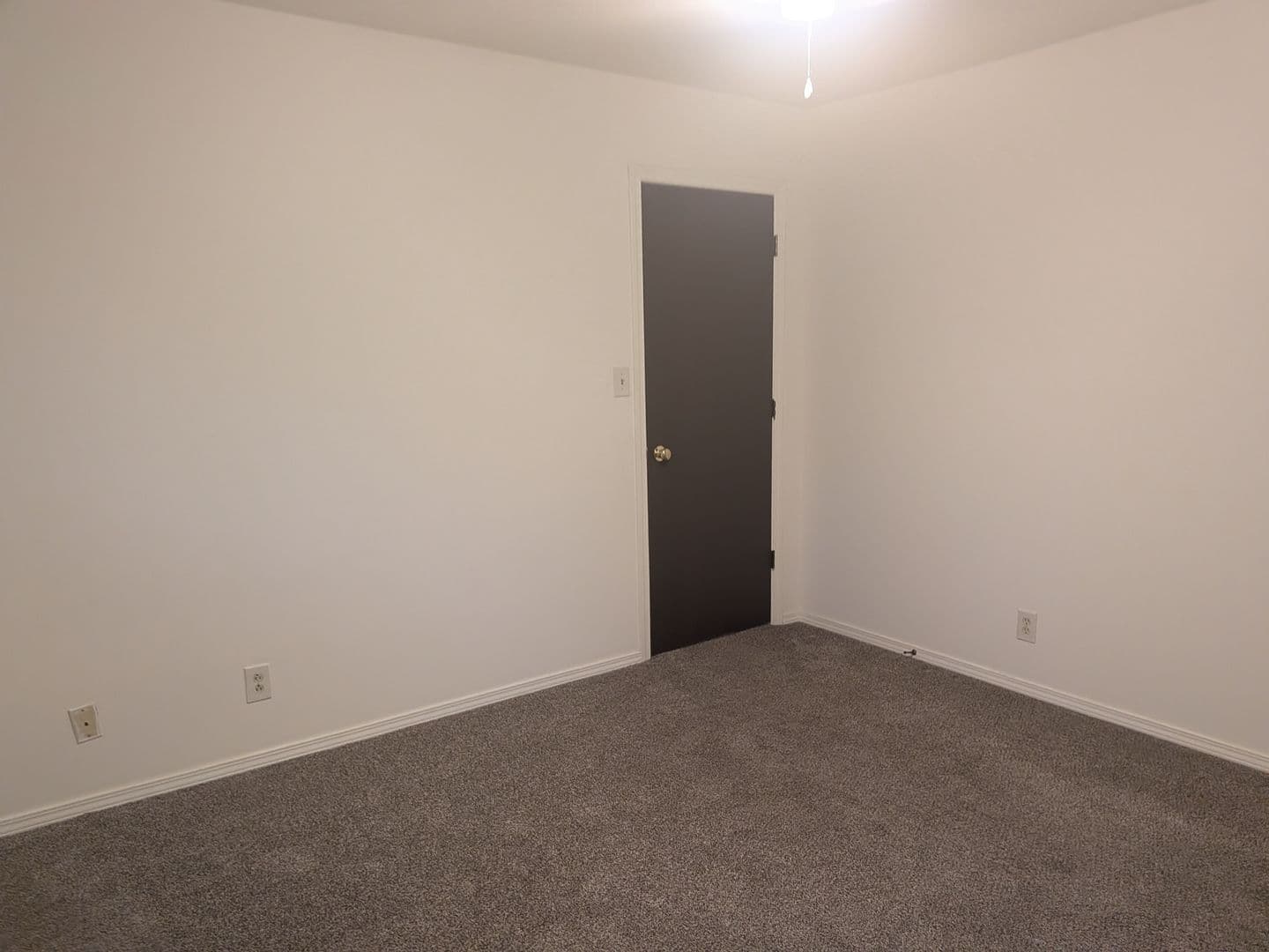 Columbia Apartment: 2411-2413 Kendallwood Rd